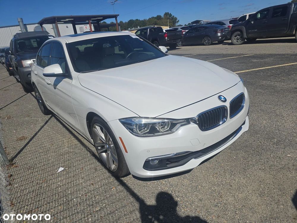 BMW Seria 3 328i Luxury Line - 3