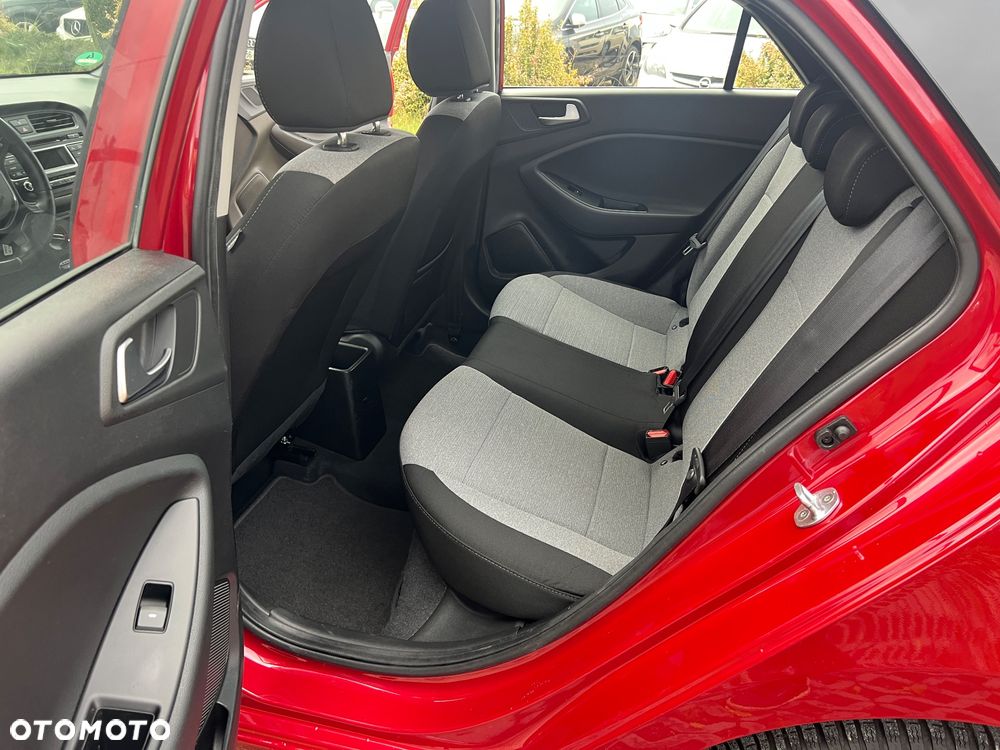 Hyundai i20 1.4 Trend - 29