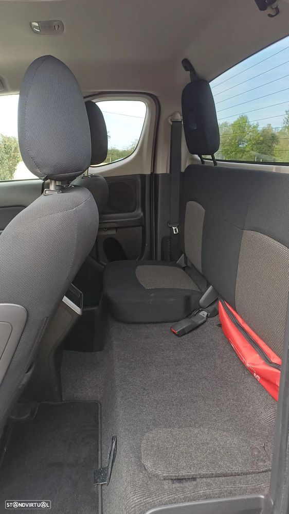 Mitsubishi L200 2.3 DI-D Space Cab Invite 4WD - 8