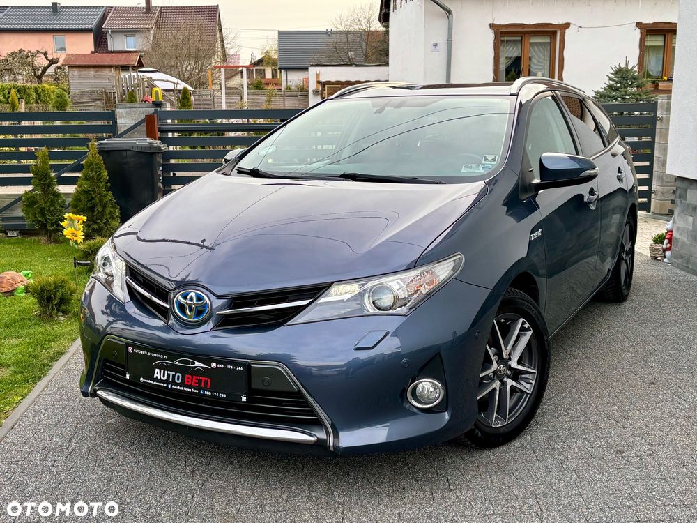 Toyota Auris 1.8 HSD Prestige NAVI - 2