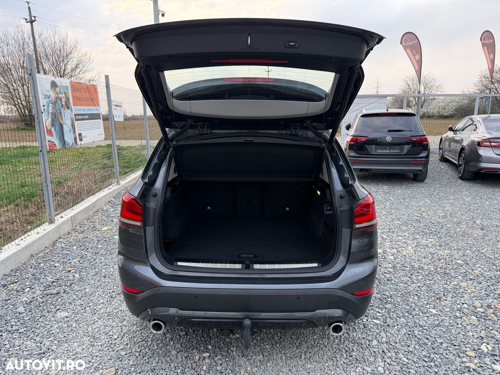 BMW X1 - 11