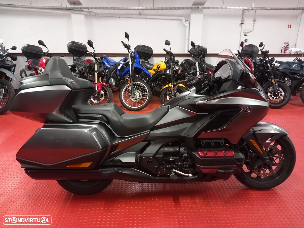 Honda Goldwing GL1800 Gold Wing DCT - 2