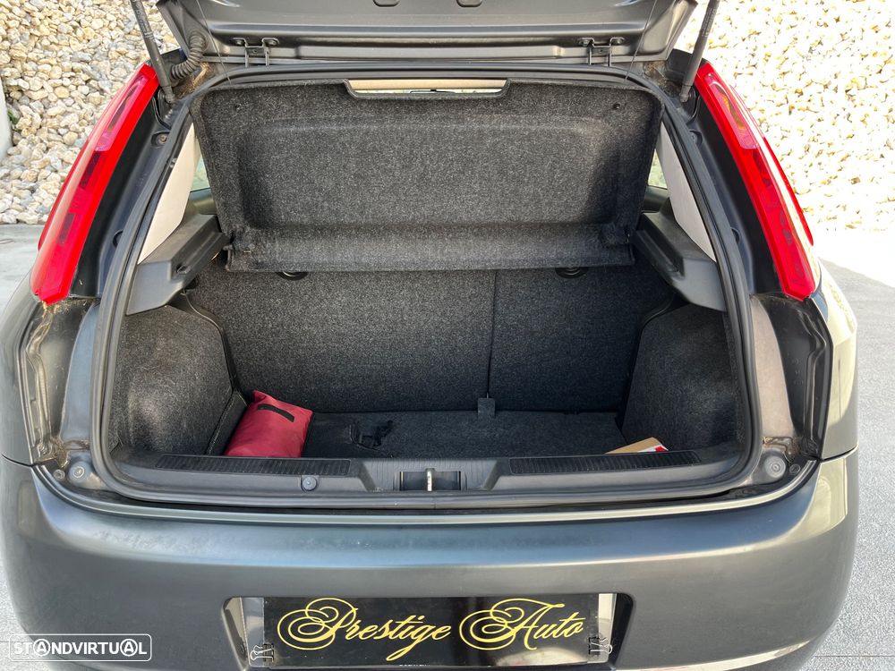 Fiat Punto 70 JTD Multijet Dynamic — fotografia 17