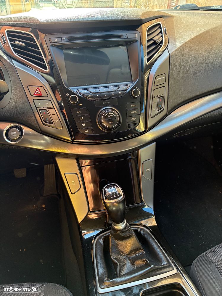 Hyundai i40 SW 1.7 CRDi Blue Classic - 19