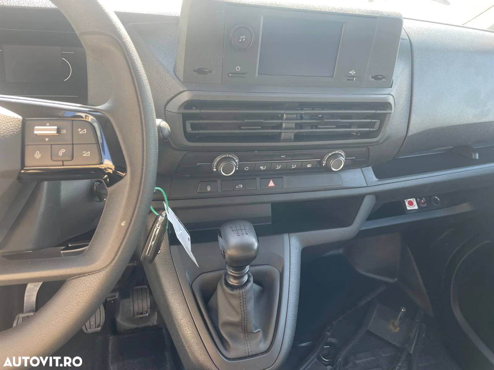 Peugeot EXPERT - 15