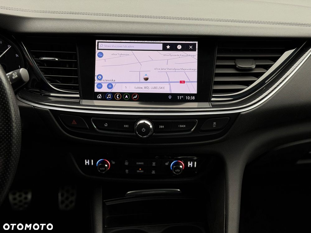 Opel Insignia - 25