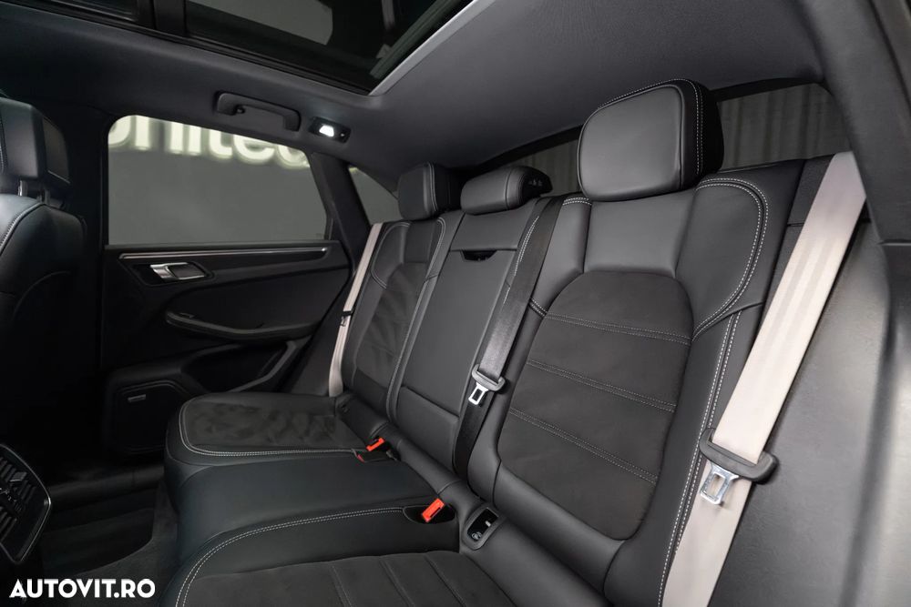 Porsche Macan GTS PDK - 29