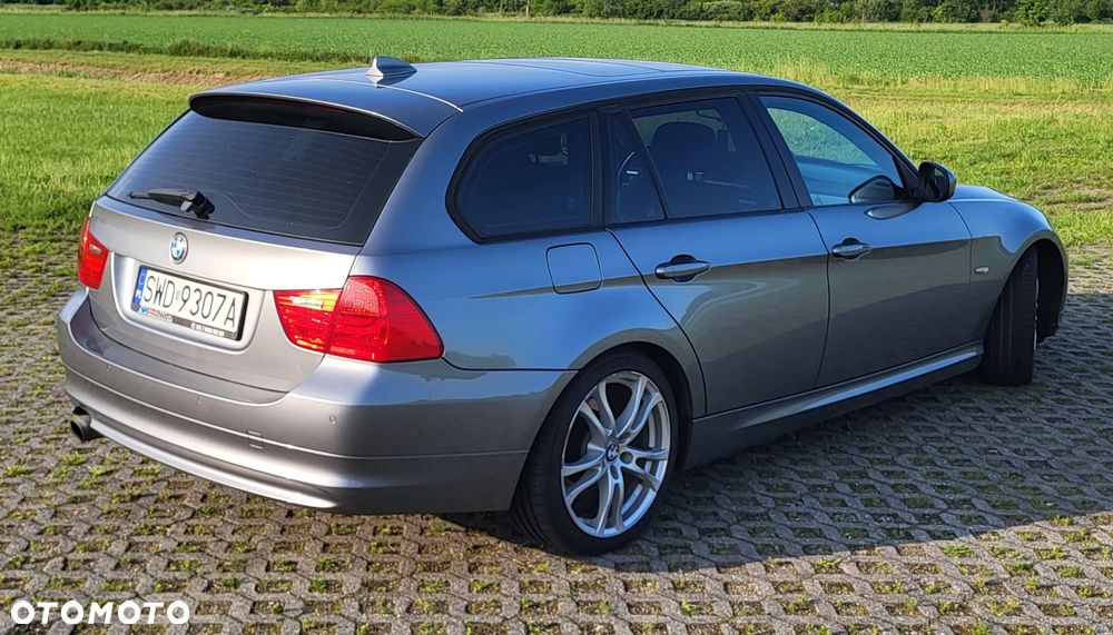 BMW Seria 3 320d Efficient Dynamics - 6