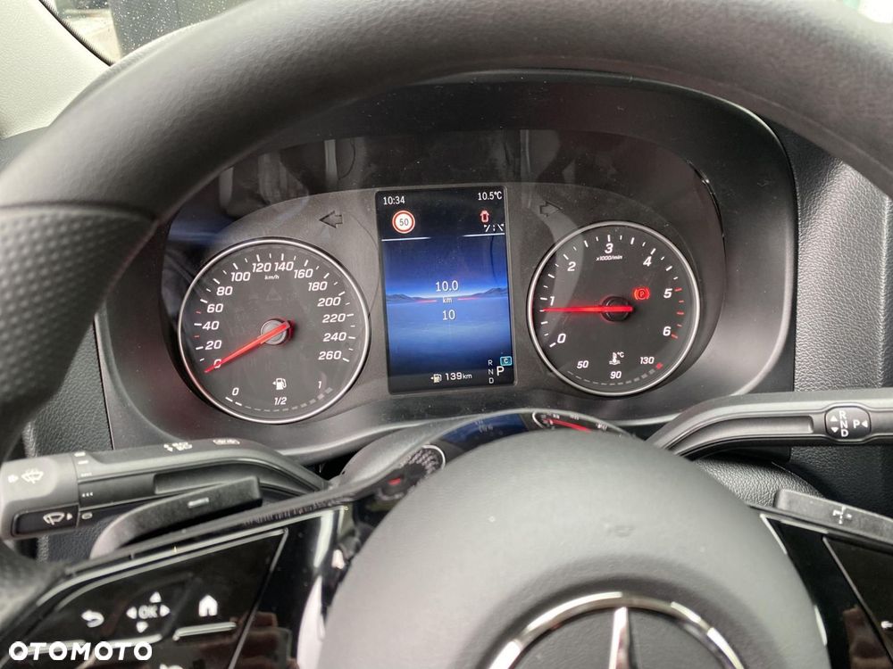 Mercedes-Benz Vito - 15