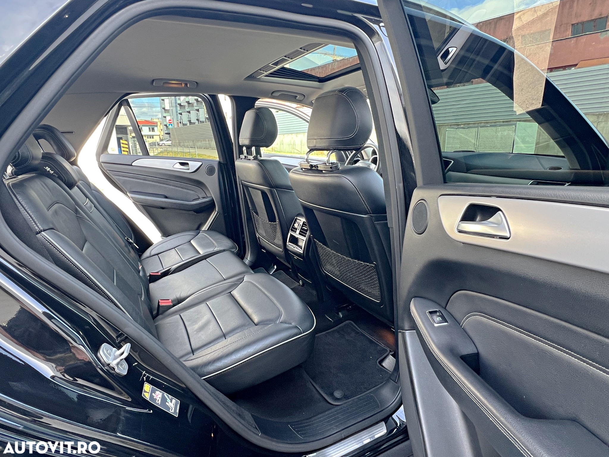 Mercedes-Benz ML 350 BlueTec 4MATIC Aut - 6
