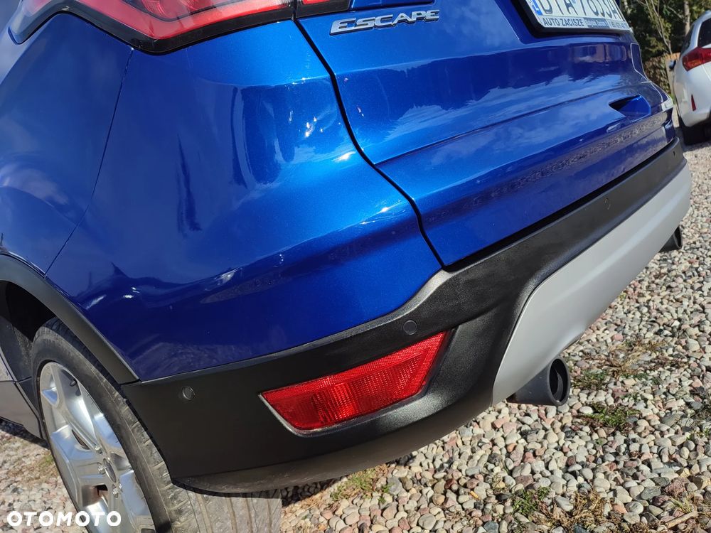 Ford Escape 2.0 EcoBoost AWD Titanium - 13