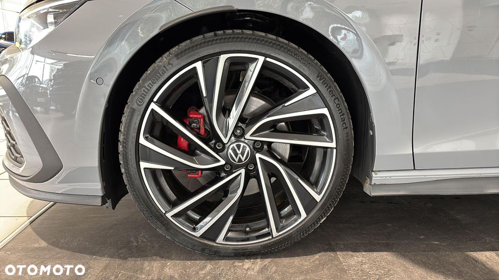 Volkswagen Golf - 19