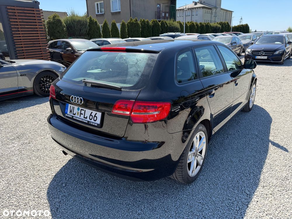 Audi A3 Sportback 1.6 Ambition - 6