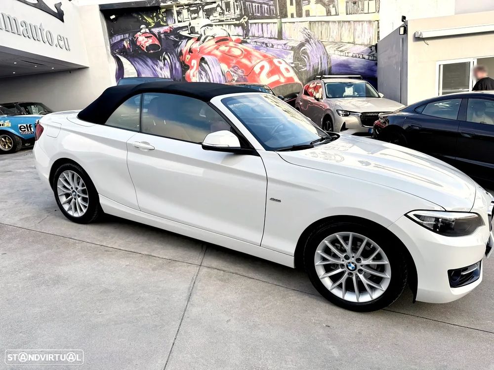 BMW 218 i Cabrio Line Sport Auto - 2