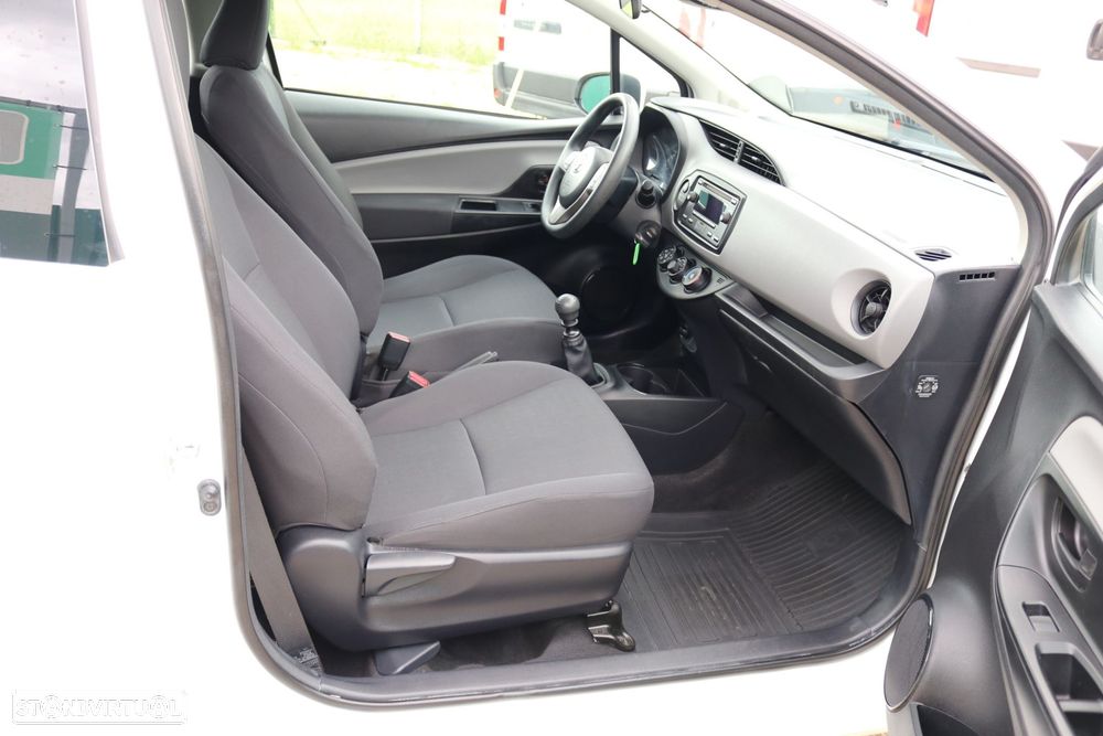 Toyota Yaris 1.4 D-4D AC C/Iva Incluído - 12