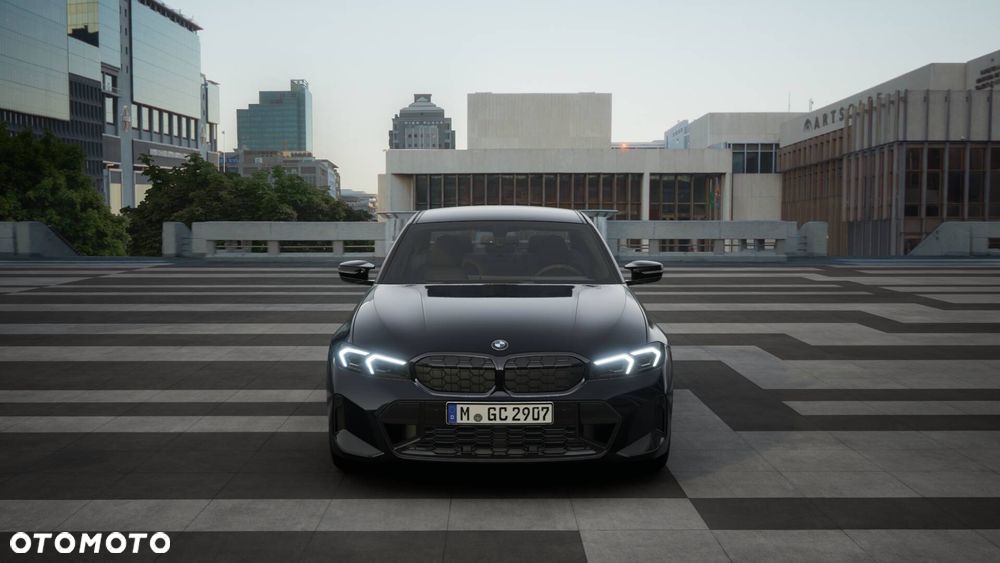 BMW Seria 3 330i xDrive - 4