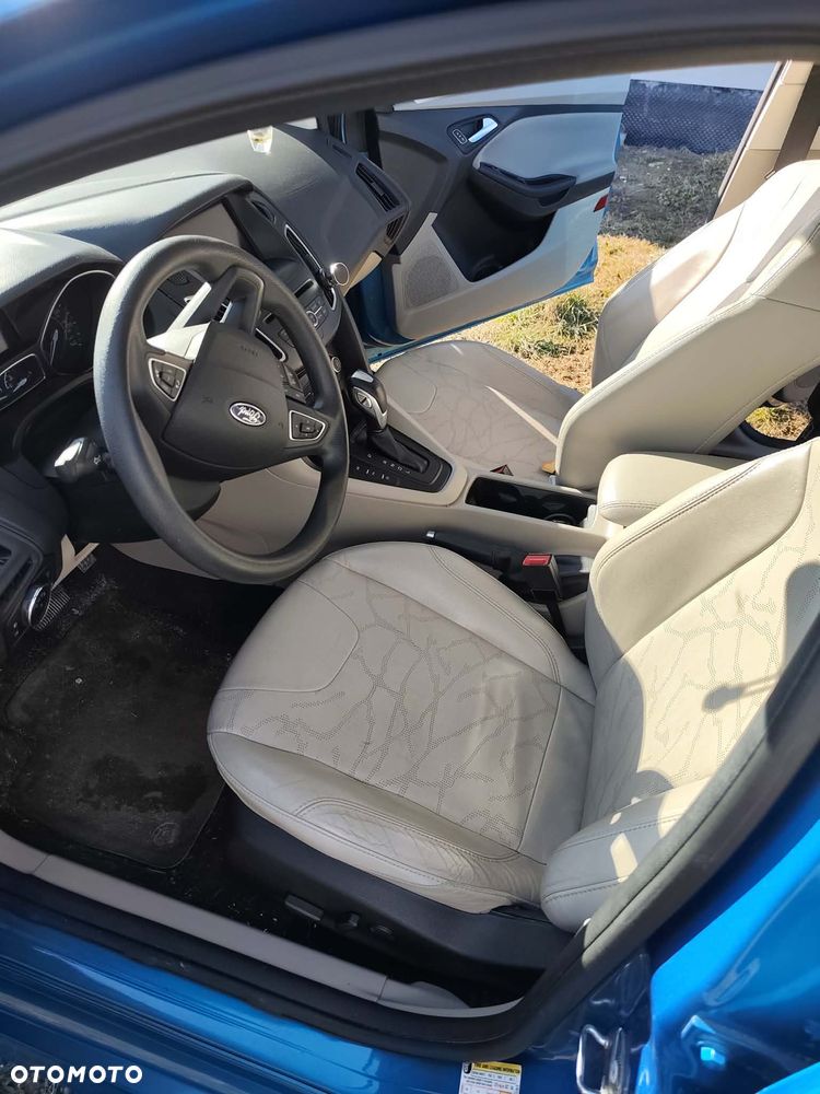 Ford Focus - 15