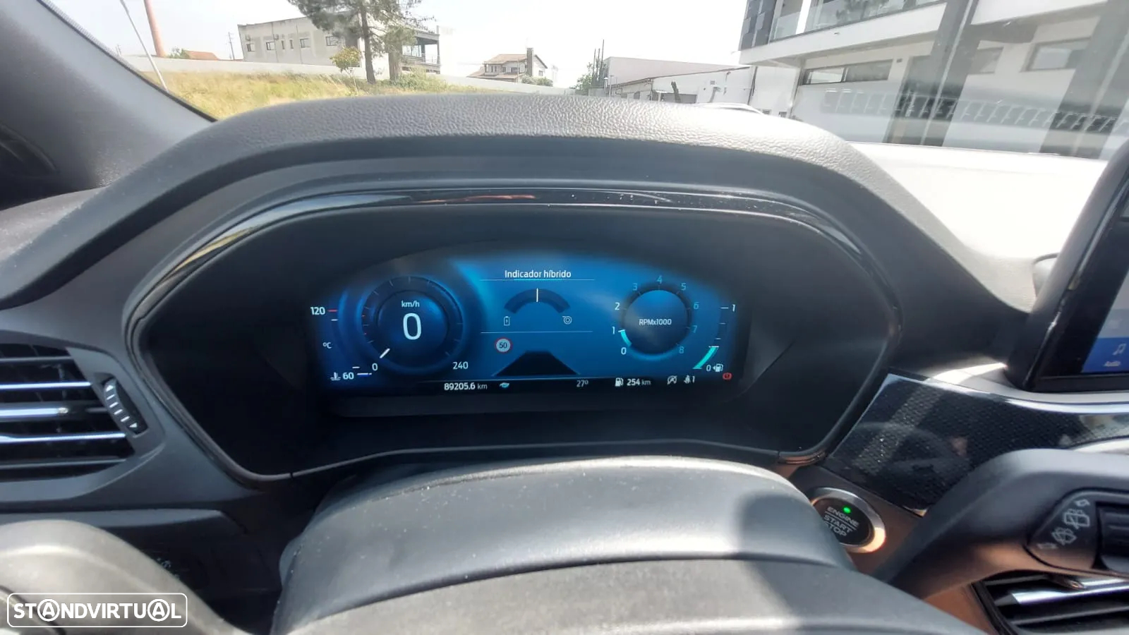 Ford Focus 1.0 EcoBoost MHEV ST-Line X - 41