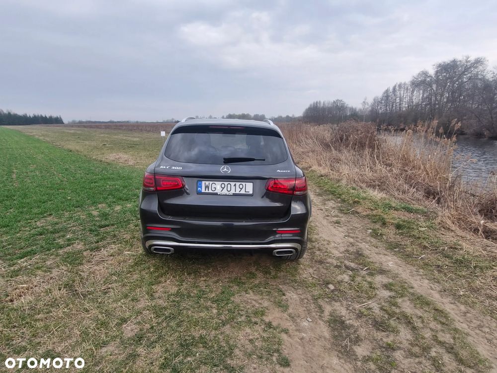 Mercedes-Benz GLC 300 4Matic 9G-TRONIC - 7