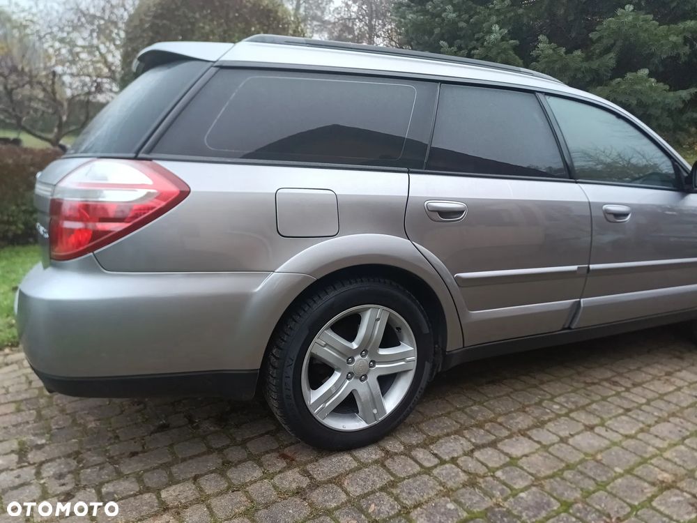 Subaru Outback - 13