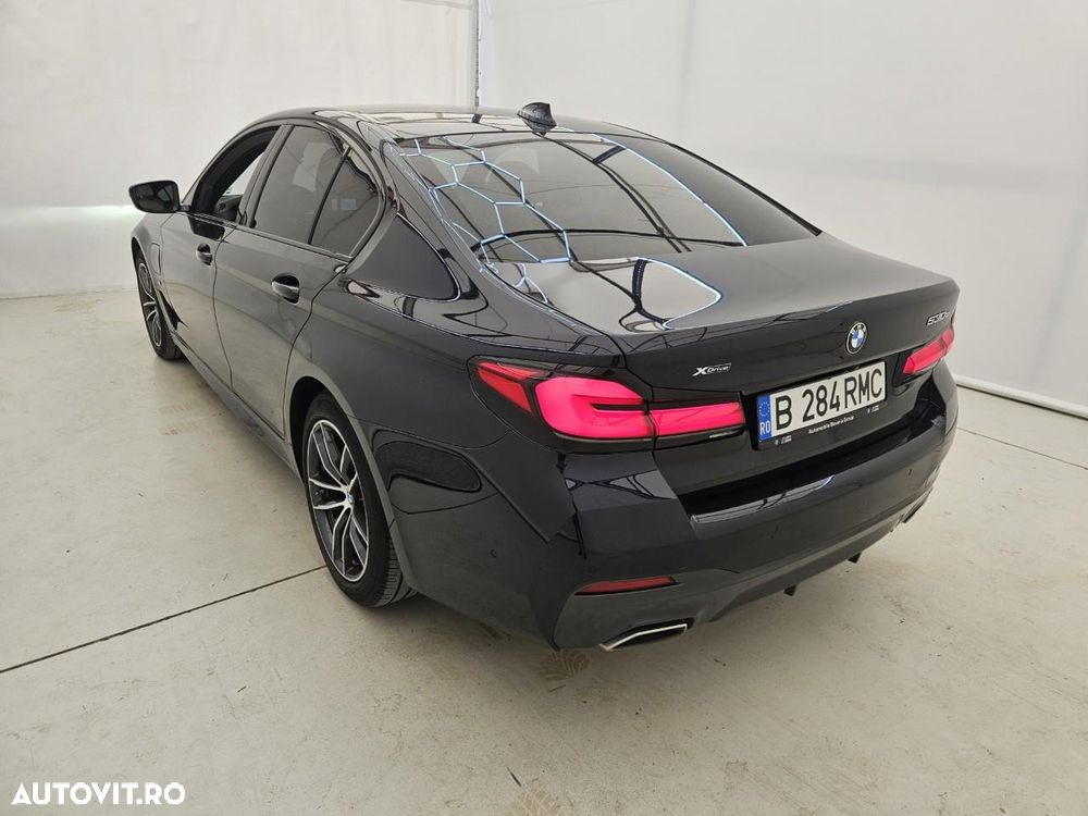 BMW Seria 5 530e xDrive Aut. M Sport Edition - 8