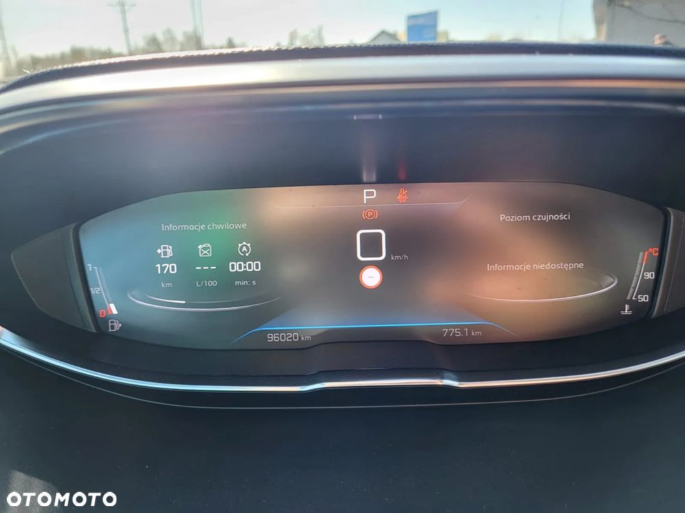 Peugeot 5008 1.5 BlueHDi GT S&S EAT8 - 26