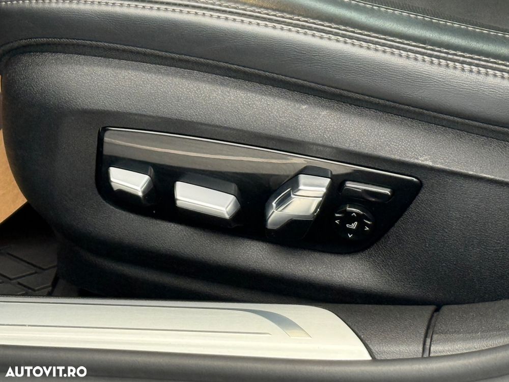 BMW Seria 7 730Ld xDrive MHEV - 24