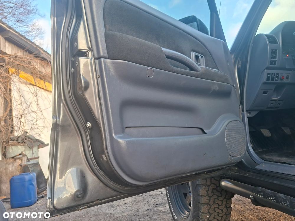 Toyota Land Cruiser KJ90 3.0 TD - 31