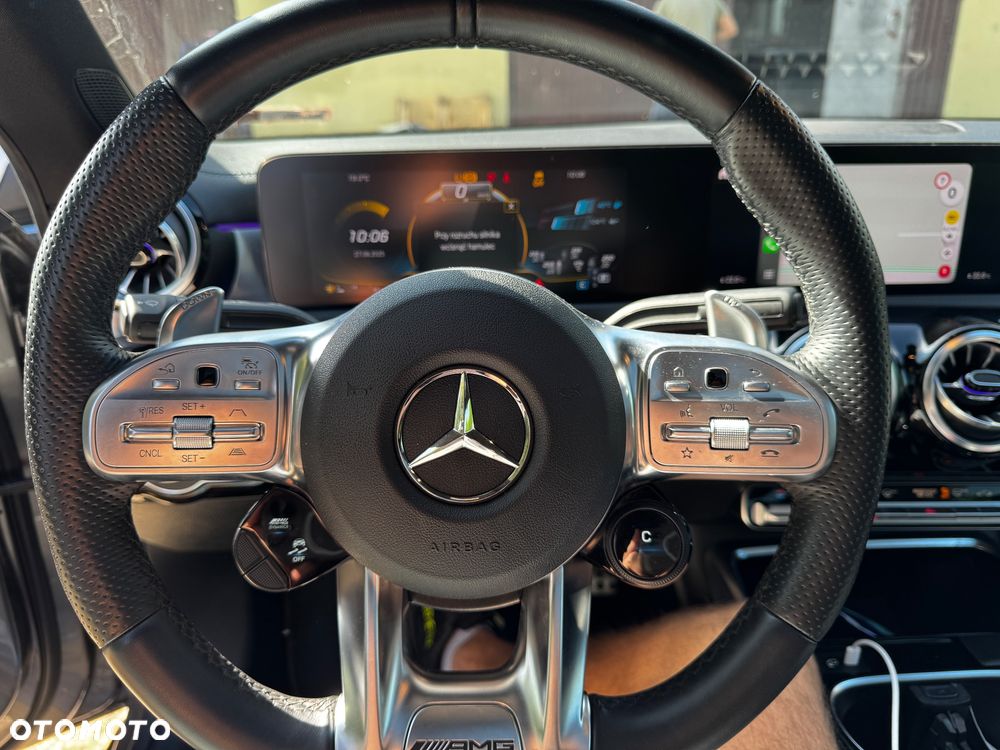Mercedes-Benz CLA AMG 35 4Matic AMG Speedshift 7G-DCT - 20
