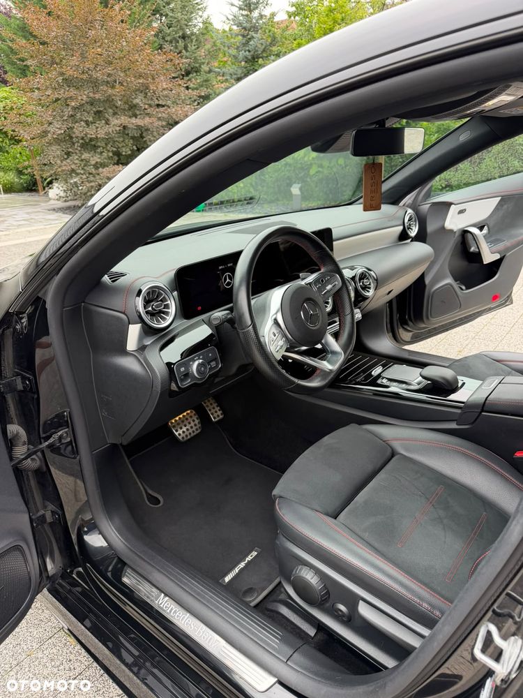 Mercedes-Benz CLA - 5