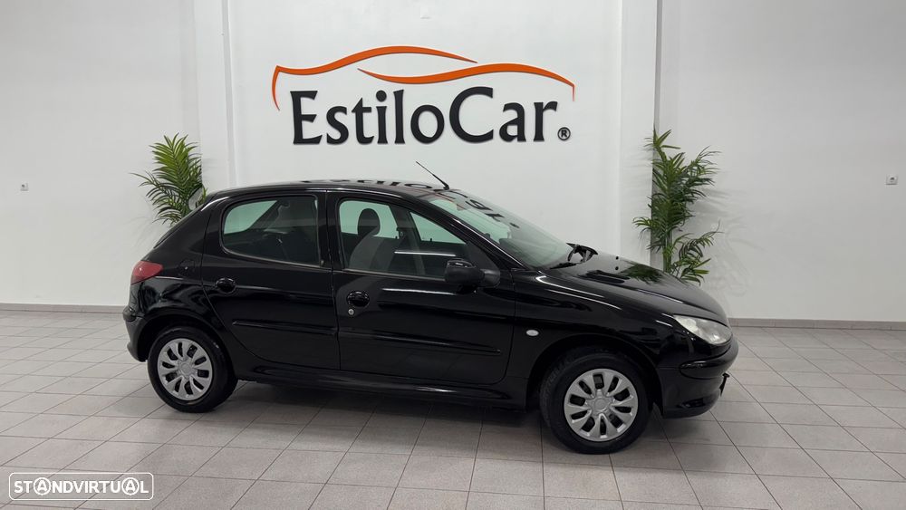 Peugeot 206 1.1 XR - 15