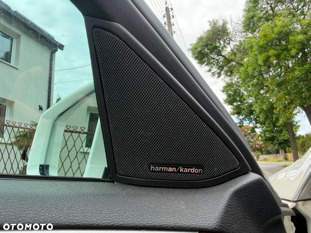 Mercedes-Benz Klasa E 500 4-Matic Avantgarde - 22