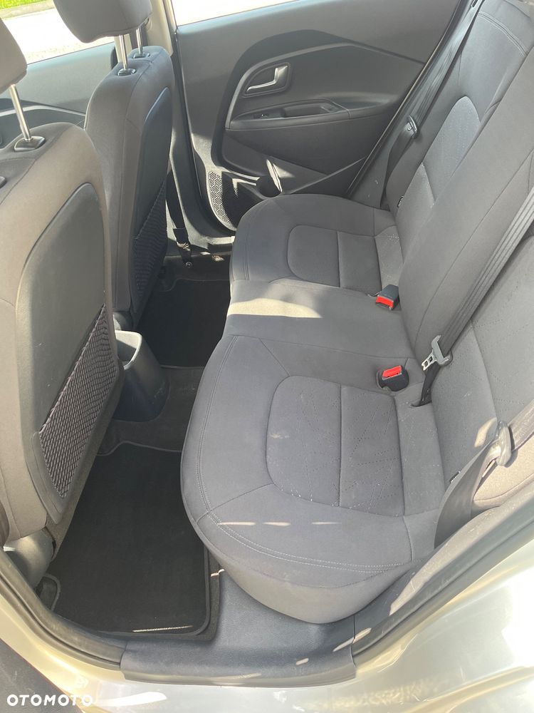 Kia Rio 1.2 Edition 7 - 22