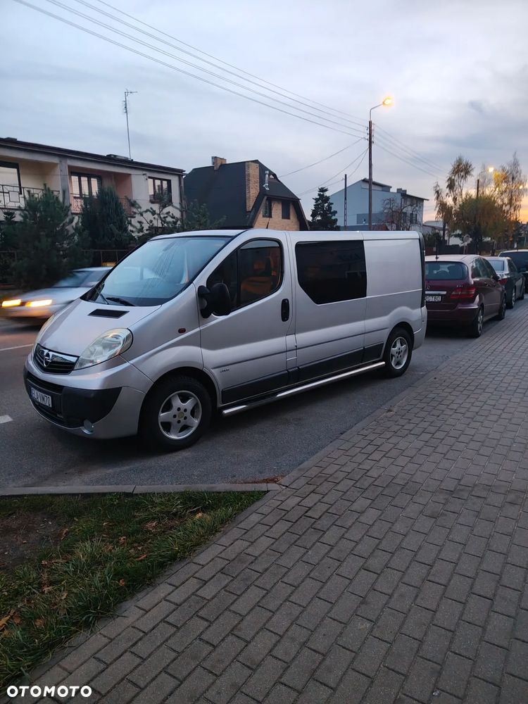 Opel Vivaro - 2