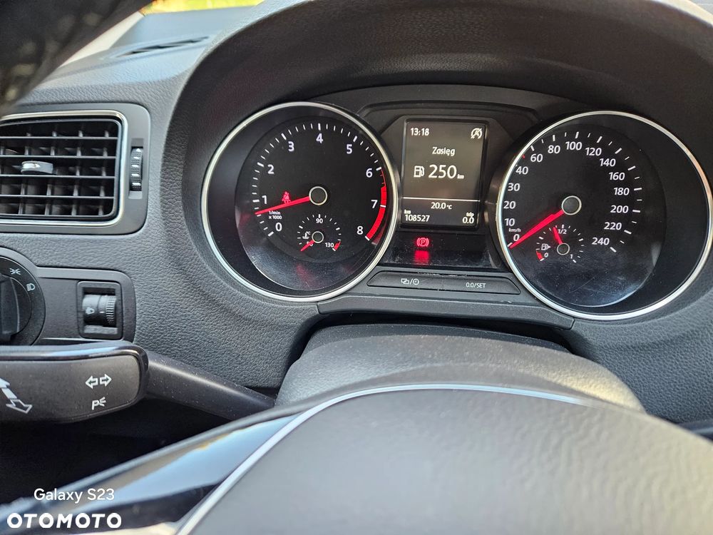 Volkswagen Polo 1.2 TSI MATCH - 3