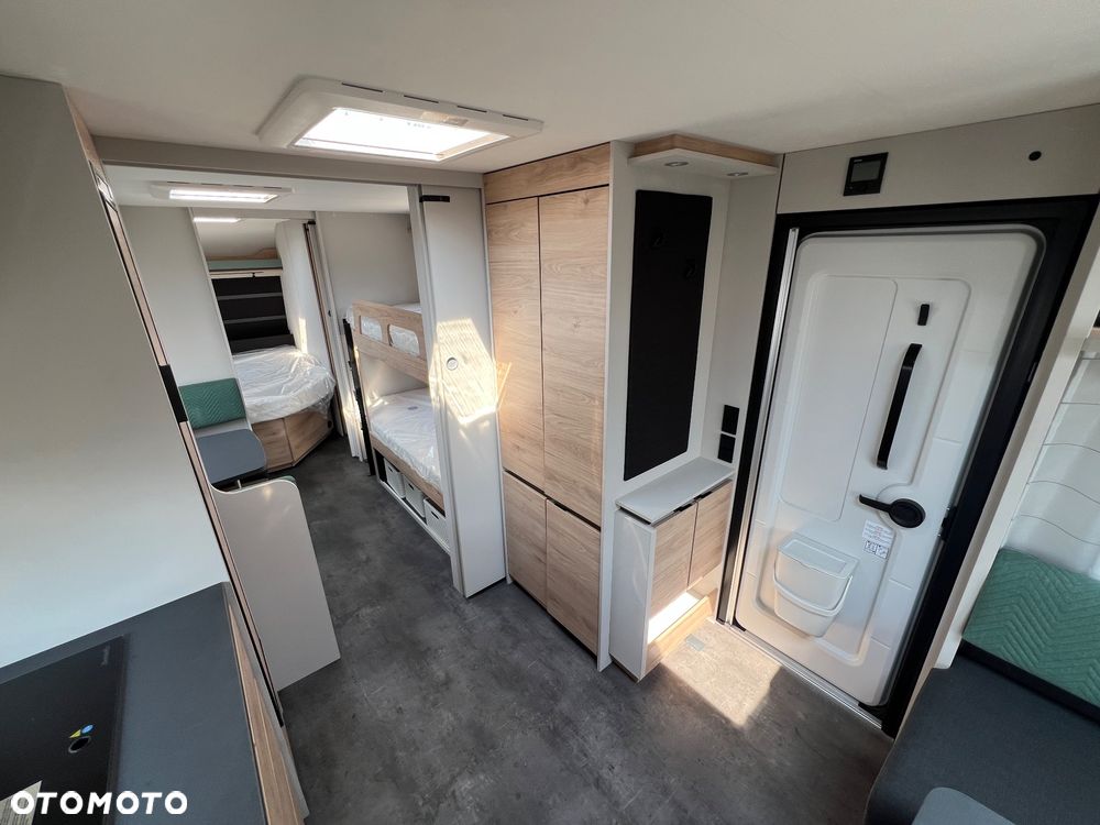 Dethleffs Camper 730FKR - 11