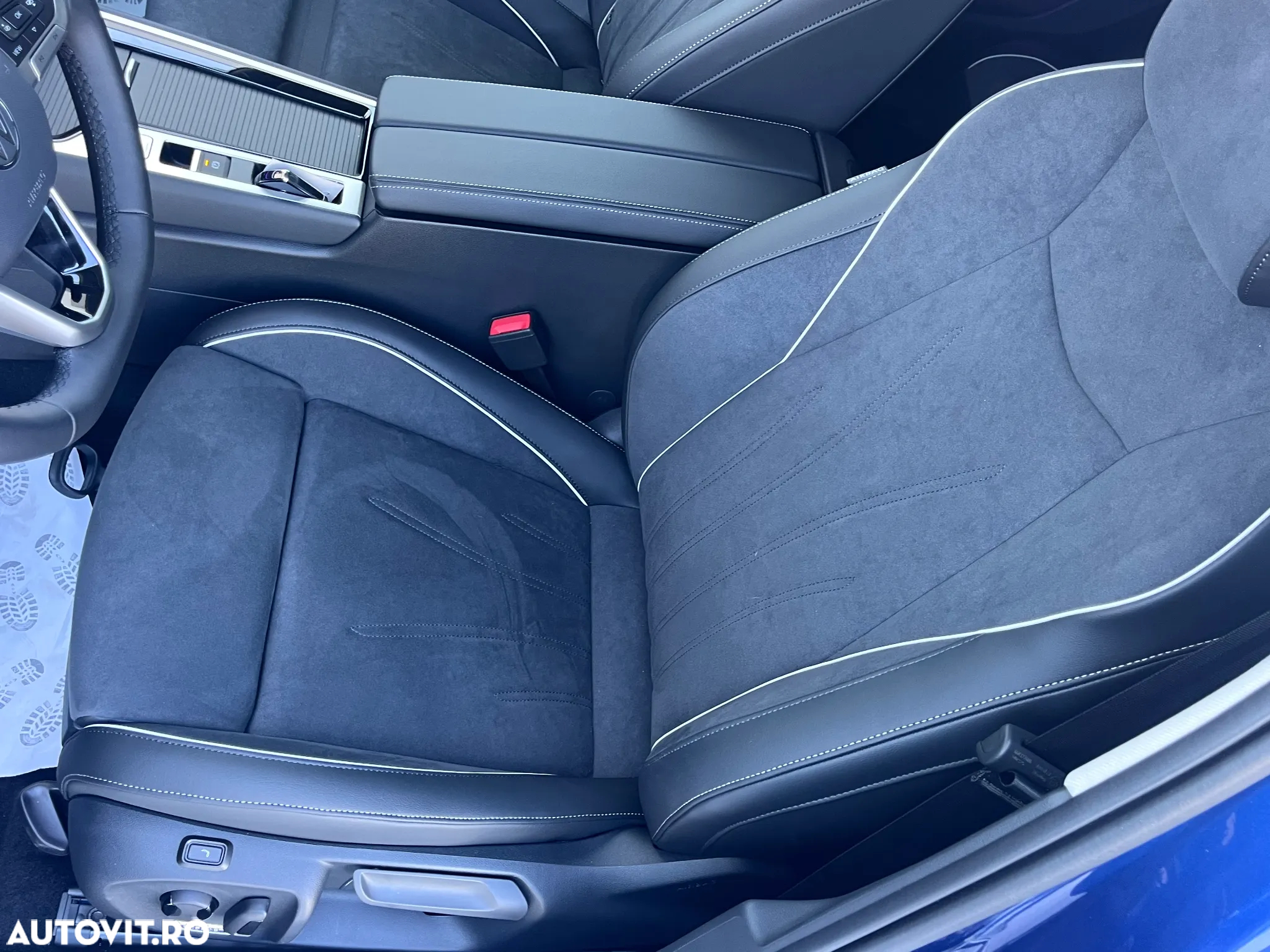 Volkswagen Passat 1.5 TSI DSG PHEV Elegance - 13