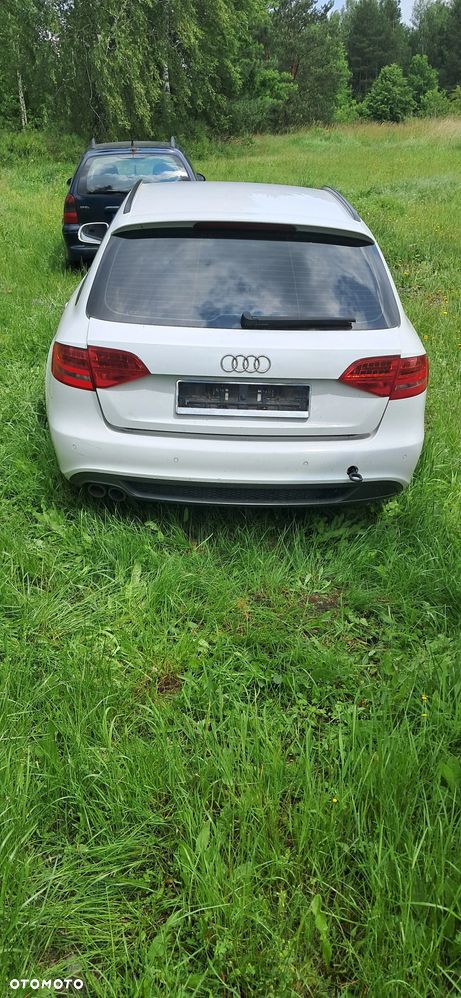 Audi A4 - 4