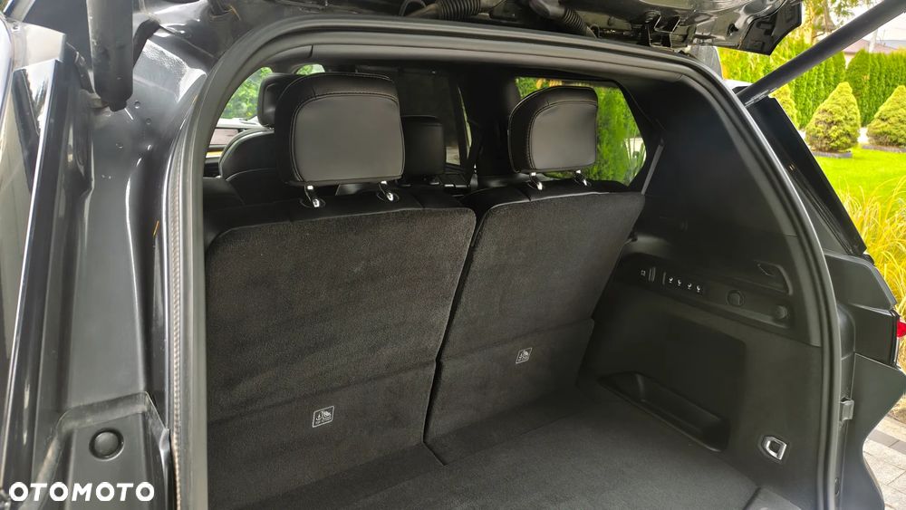 Jeep Grand Cherokee - 31