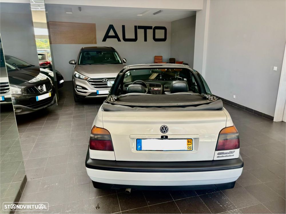 VW Golf Cabriolet 2.0 Avantgard+ - 14