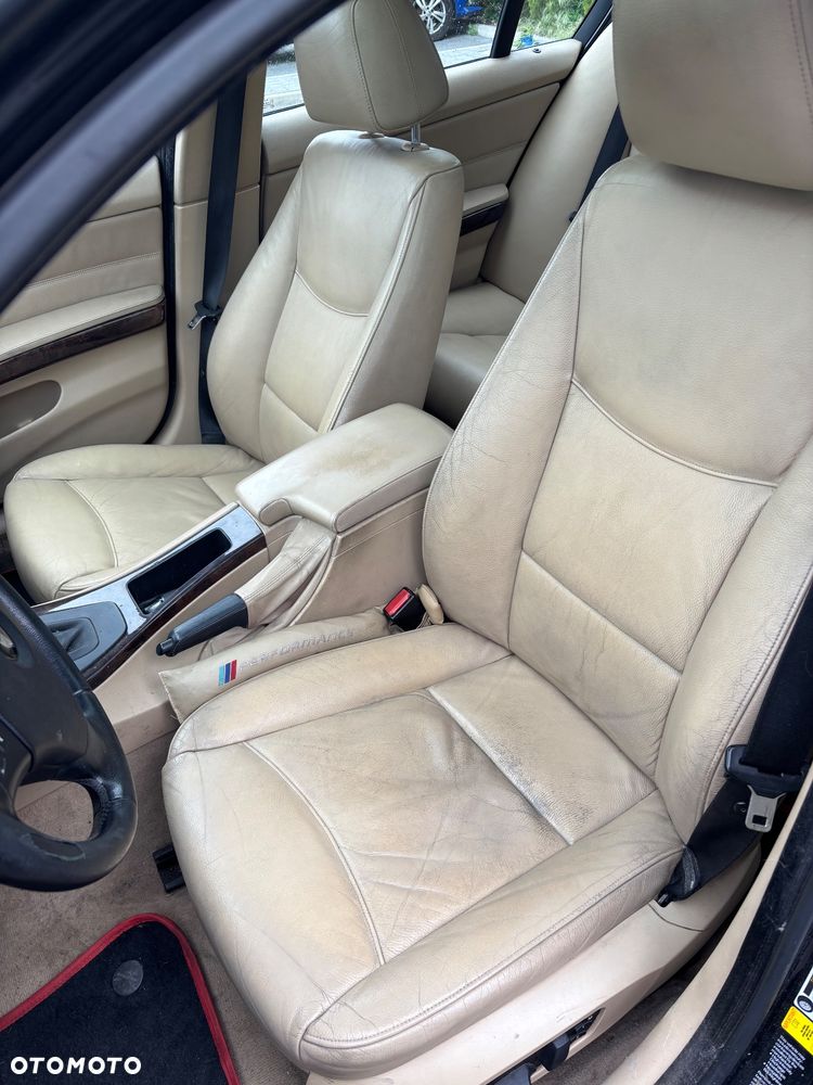 BMW Seria 3 325xi - 9