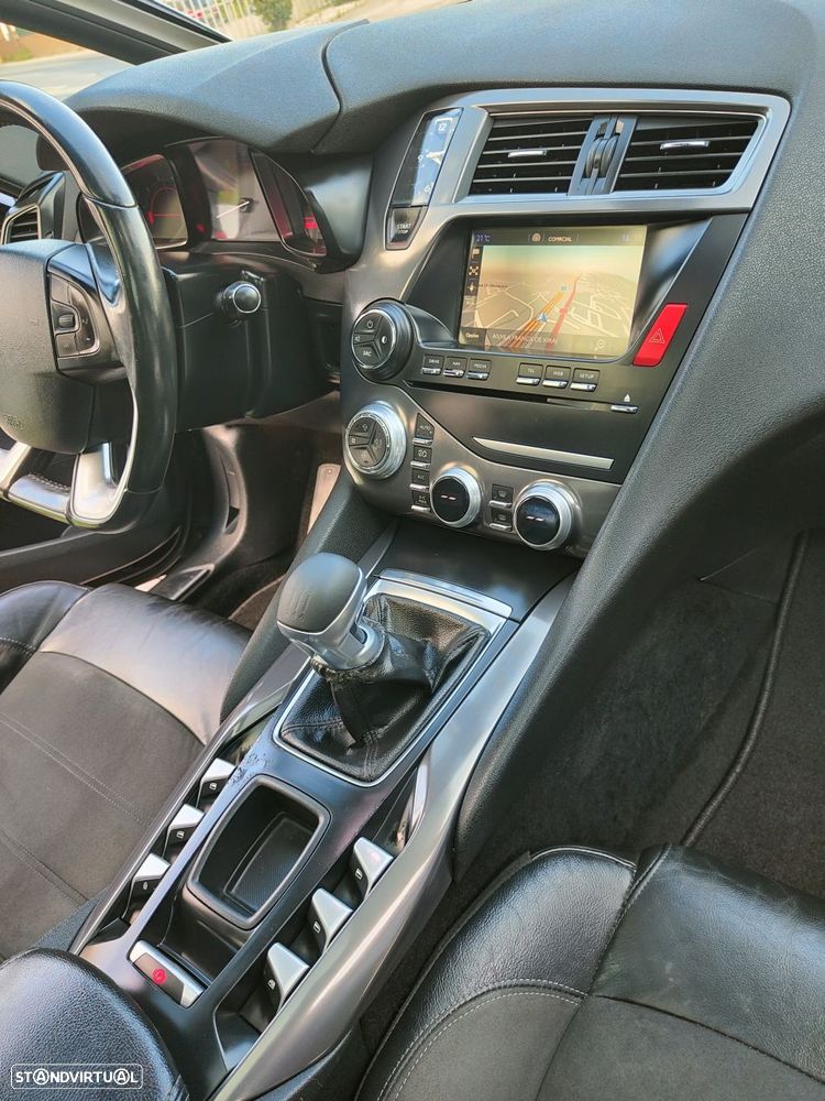 Citroën DS5 1.6 BlueHDi So Chic - 30