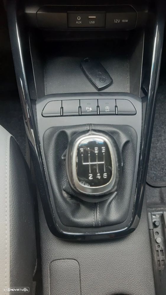 Kia Stonic 1.0 T-GDI TX - 22