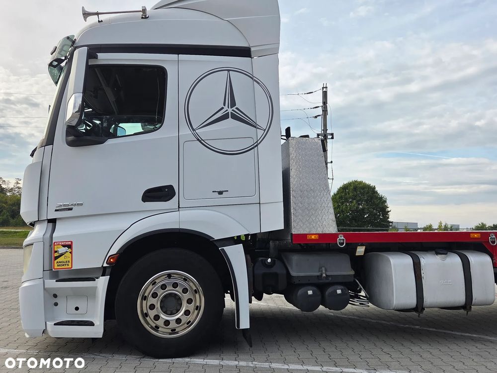 Mercedes-Benz Actros - 23