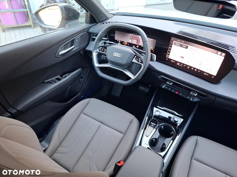 Audi Q3 35 TFSI mHEV S-Line S tronic - 16