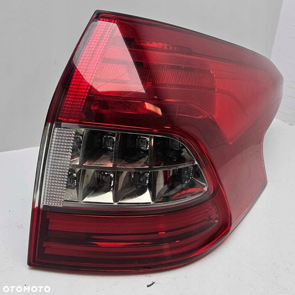 citroen c5 iii x7 kombi lift lampa tylna prawa - 3
