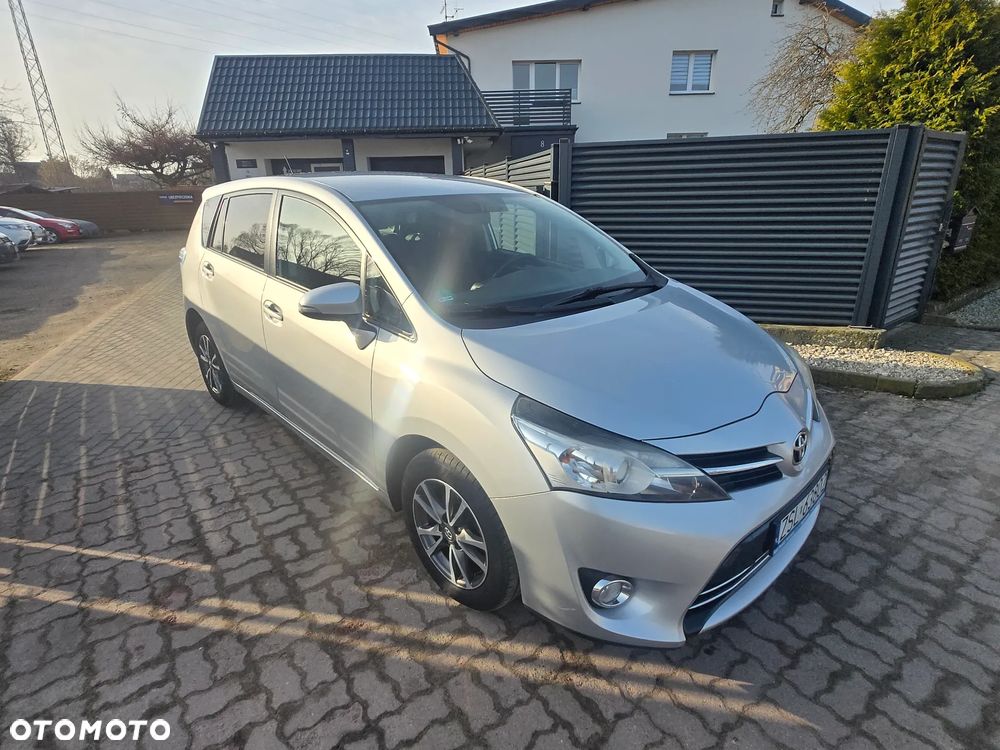 Toyota Verso 1.8 5-Sitzer Life - 12