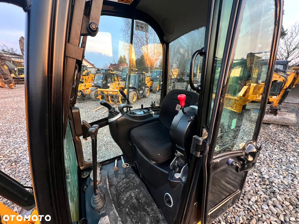 JCB 8018 - 9