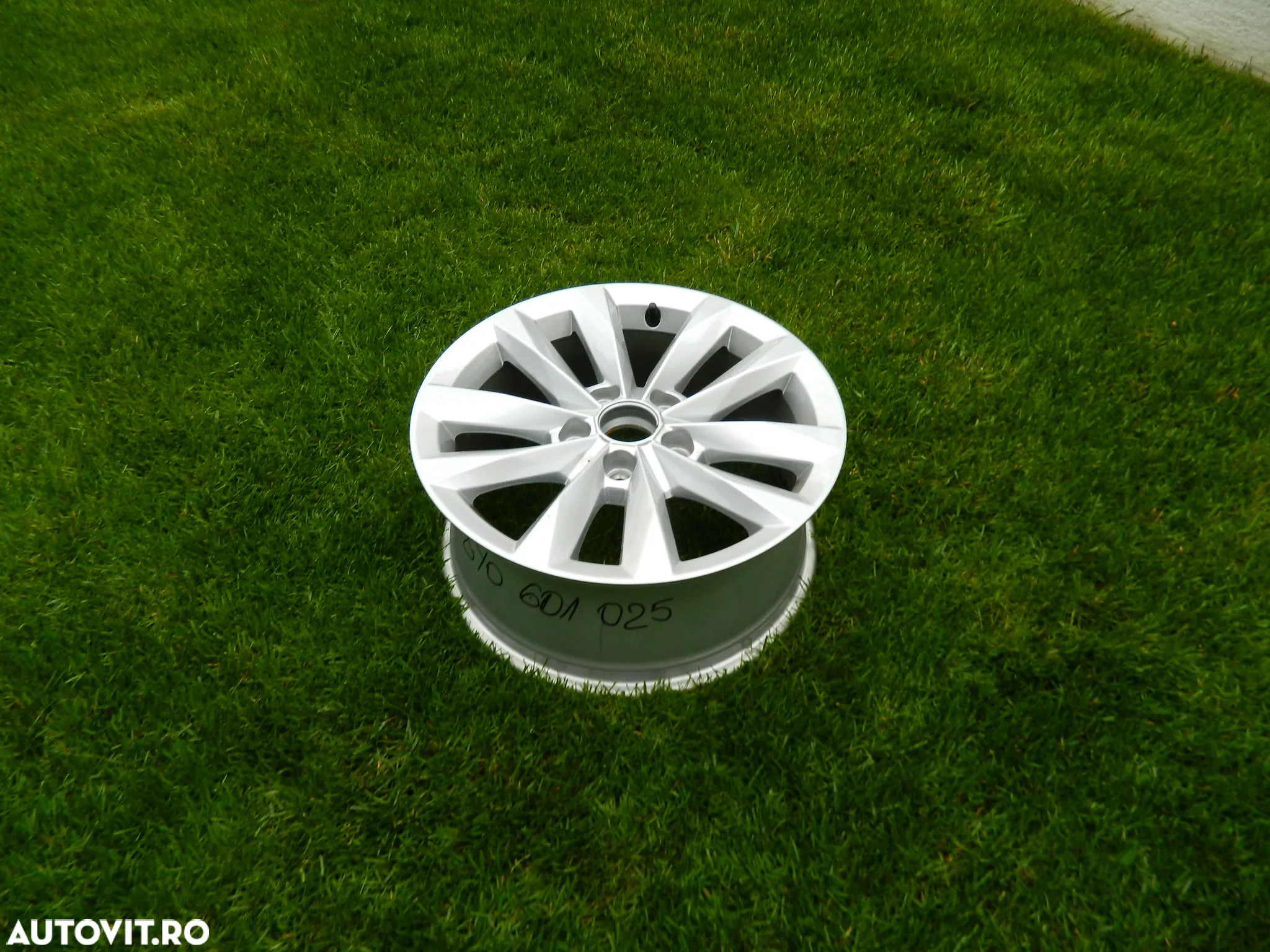Janta Audi A3 pe 16" cod 8Y0601025 - 3