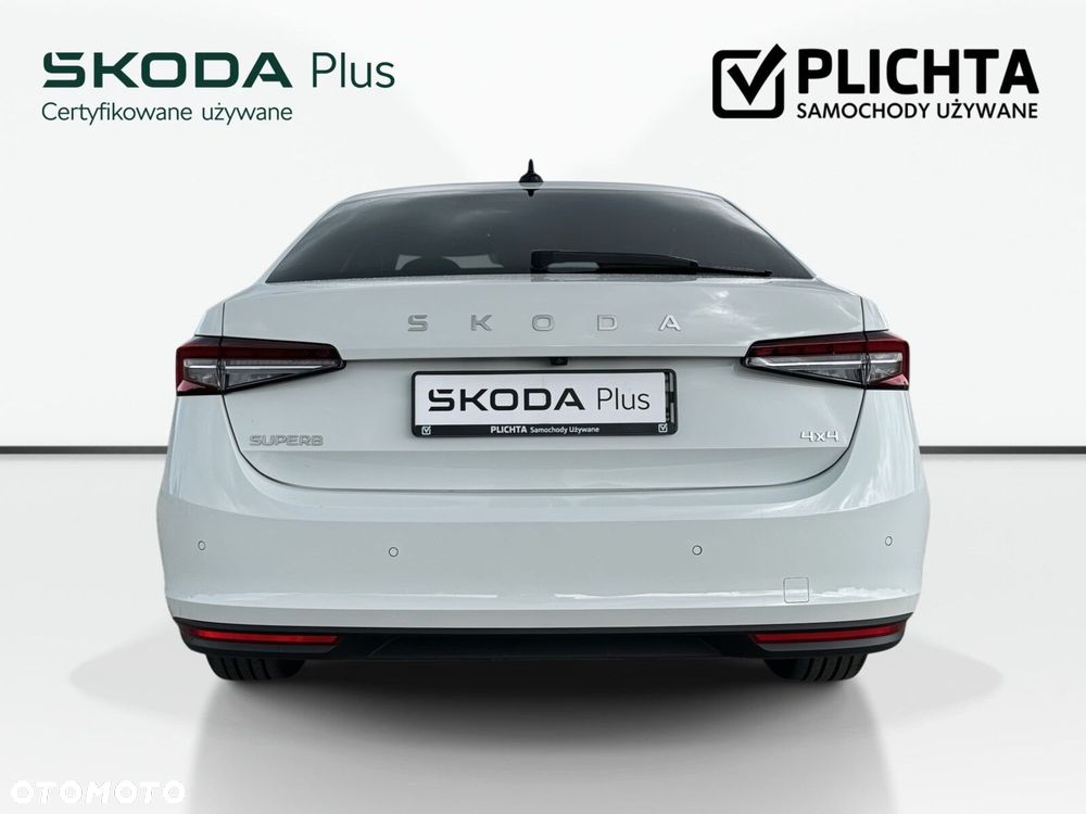 Skoda Superb 2.0 TDI SCR 4x4 Selection DSG - 8